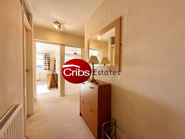 2 Bedroom Flat To Rent In Lindsay Court, SM1