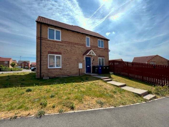 3 Bedroom House To Rent In West Moor Croft, Goldthorpe, Rotherham, S63