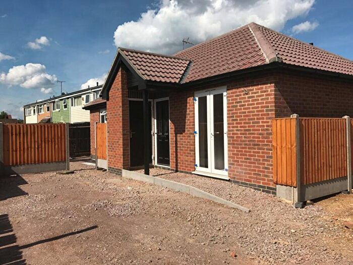 2 Bedroom Bungalow To Rent In Queensway, Bletchley, MK2