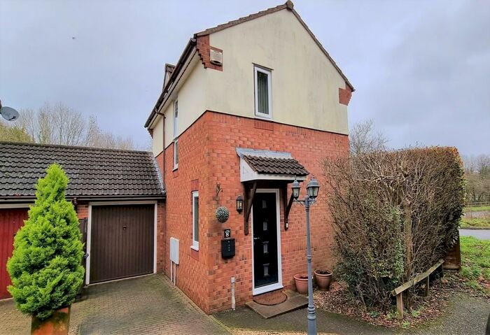 2 Bedroom Detached House To Rent In Old Ide Lane, Exeter, Devon, EX2