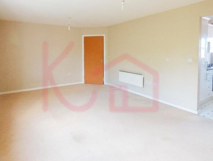 2 Bedroom Apartment To Rent In , Shalefield Gardens, Manchester, M46