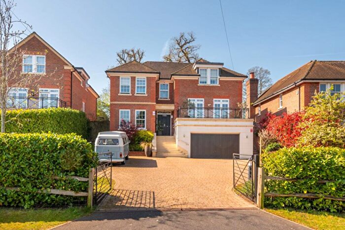 5 Bedroom Detached House To Rent In Pelling Hill, Old Windsor, Windsor, SL4