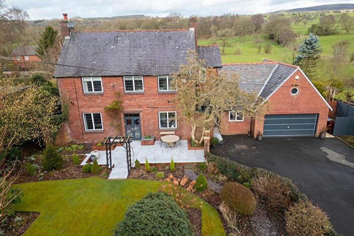4 Bedroom Detached House For Sale In Higham Road, Huntroyd, Lancashire, BB12