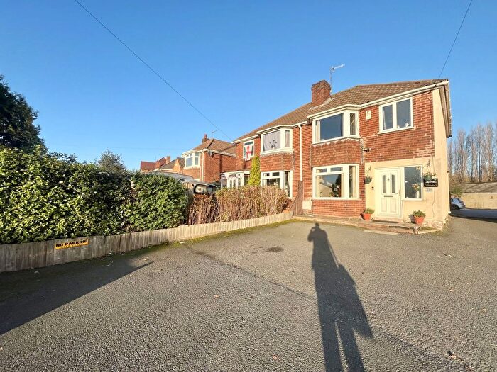 3 Bedroom Semi Detached House For Sale In Commonside, Pensnett, Brierley Hill, DY5