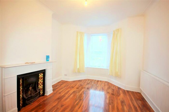 2 Bedroom Apartment To Rent In Clova Road, London, E7
