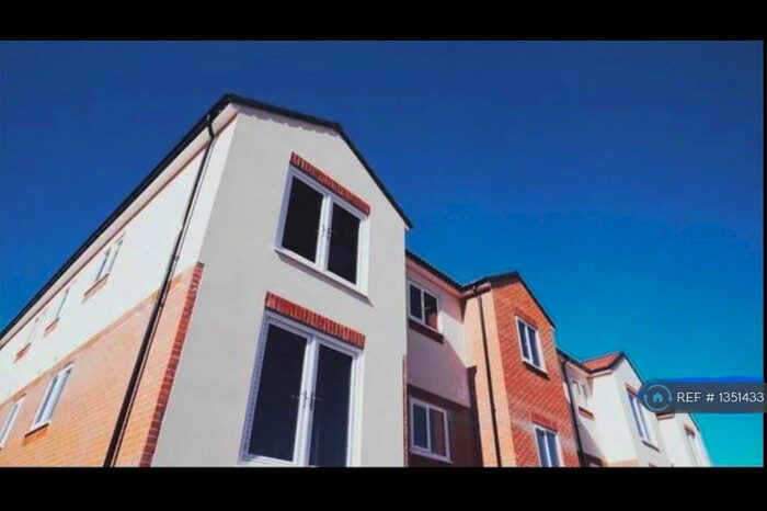 2 Bedroom Flat To Rent In Coopers Way, Blackpool, FY1