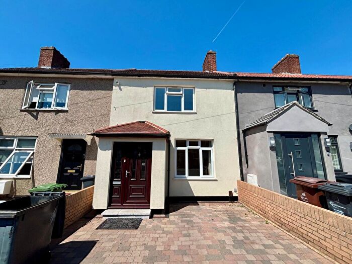 3 Bedroom Terraced House To Rent In Monmouth Road, Dagenham, RM9