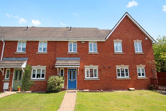 3 Bedroom Terraced House To Rent In Heather Close, Branston, DE14