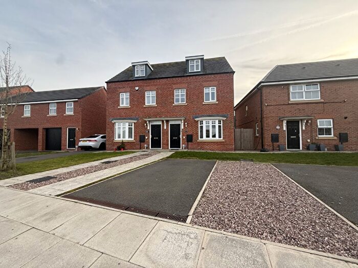 3 Bedroom Semi-Detached House To Rent In Mohave Drive, Formby, Liverpool, L37