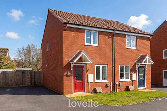 2 Bedroom Semi Detached House For Sale In Marigold Court, Laceby, DN37