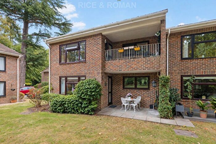 1 Bedroom Retirement Property For Sale In Clarefield Court, Ascot, SL5