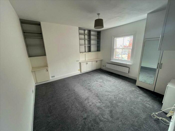 Studio To Rent In East Parade, Rhyl, LL18