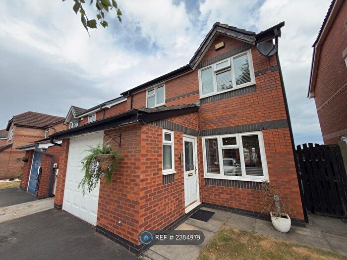 3 Bedroom Detached House To Rent In Dewberry Close, Tyldesley, M29