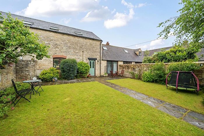 4 Bedroom Terraced House For Sale In Cassington, Oxfordshire, OX29