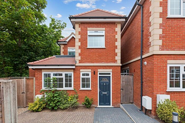 3 Bedroom Detached House For Sale In Plot Maxwelton Close, London, NW7