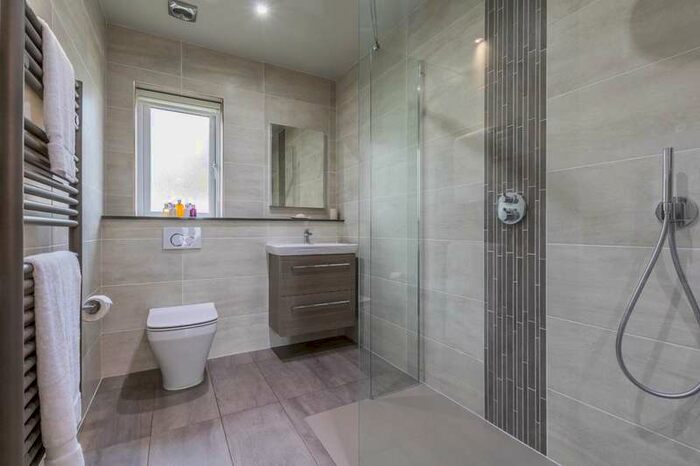 2 Bedroom Detached Bungalow For Sale In 10 The Ashes, Milnthorpe, LA7