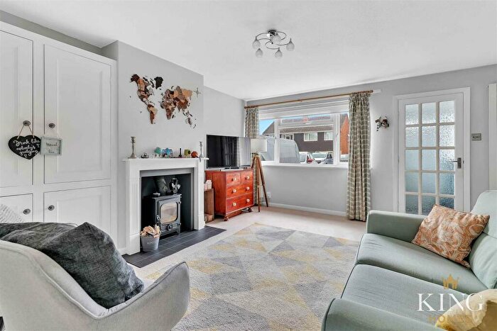 3 Bedroom Terraced House For Sale In Drayton Avenue, Stratford-Upon-Avon, CV37