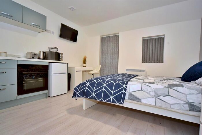 1 Bedroom Flat To Rent In Southfield Road, Middlesbrough, TS1