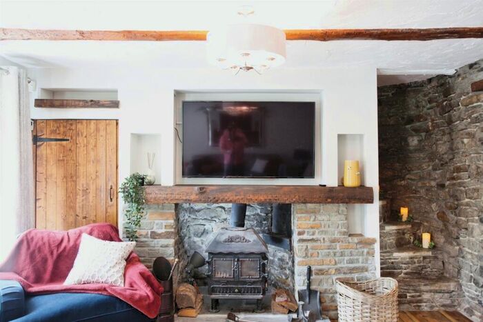 3 Bedroom Detached House For Sale In Old Caerphilly Road, Nantgarw, Cardiff, CF15