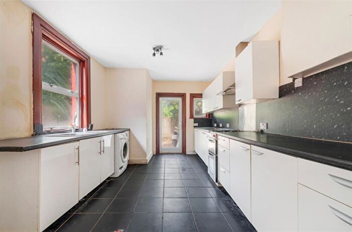 4 Bedroom Terraced House For Sale In Harpenden Road, West Norwood, SE27