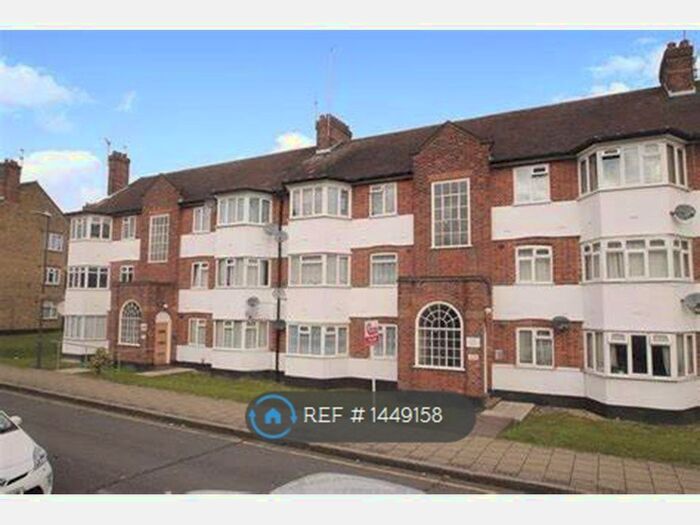 2 Bedroom Flat To Rent In High Mead, Harrow, HA1