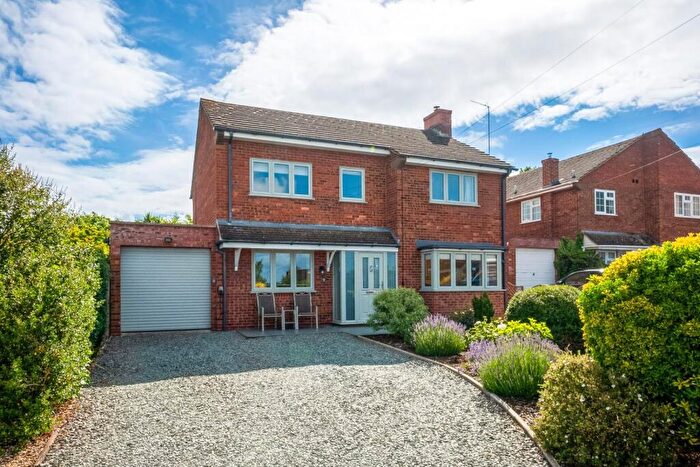 4 Bedroom Detached House For Sale In Barton Fields, Welford On Avon, Stratford-upon-Avon, CV37