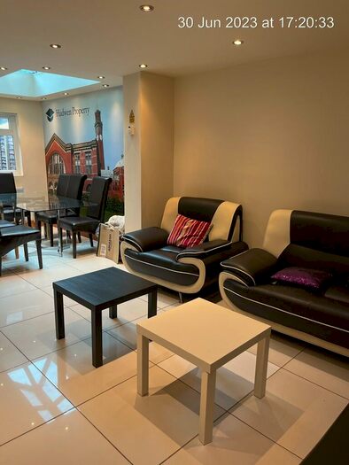 7 Bedroom Barn Conversion To Rent In Hubert Road, Selly Oak, B29