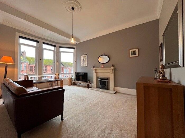 2 Bedroom Flat To Rent In Ashburn Gardens, Gourock, PA19