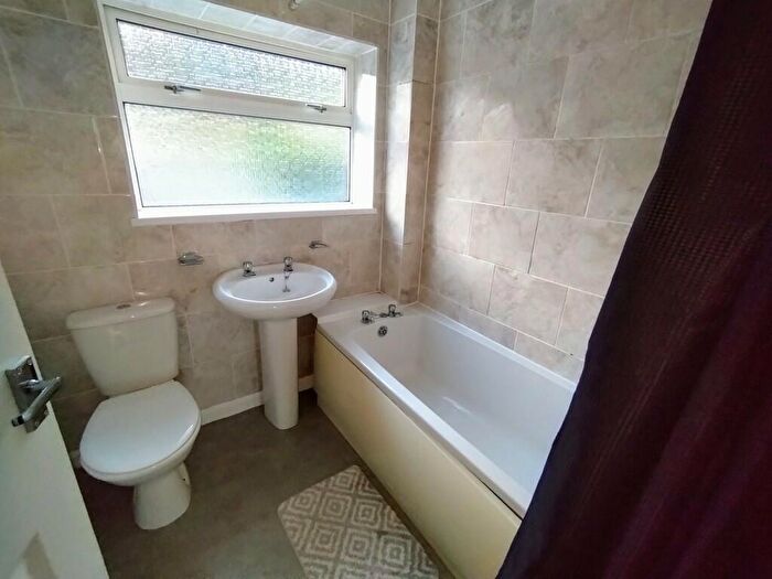 3 Bedroom Detached House For Sale In Lynn Avenue, Talke, Stoke-on-Trent, ST7