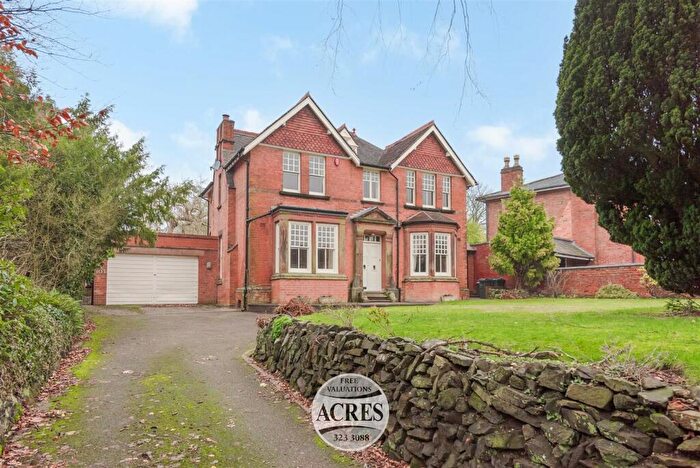 4 Bedroom Detached House For Sale In Lichfield Road, Four Oaks, Sutton Coldfield, B74