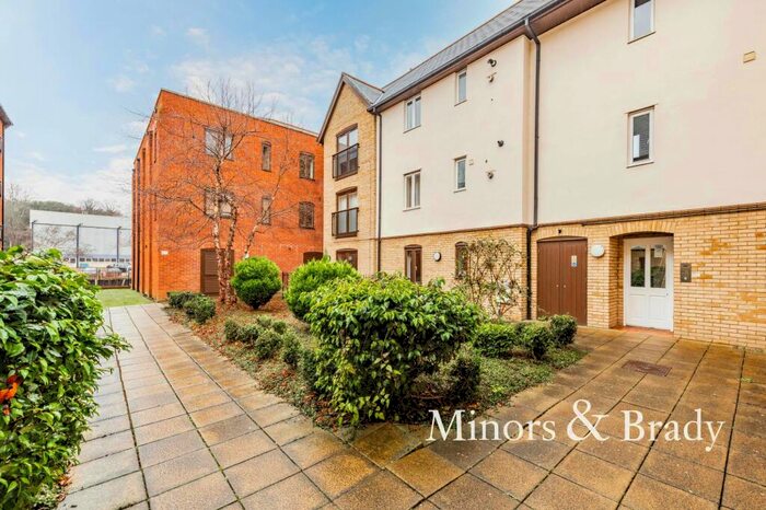 2 Bedroom Apartment To Rent In East Bank, Wherry Road, NR1