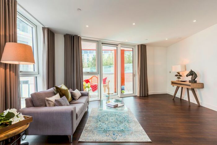 1 Bedroom Flat To Rent In Wandsworth Road, London, SW8