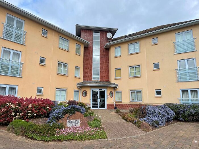 3 Bedroom Flat For Sale In Trinity Way, Minehead, TA24