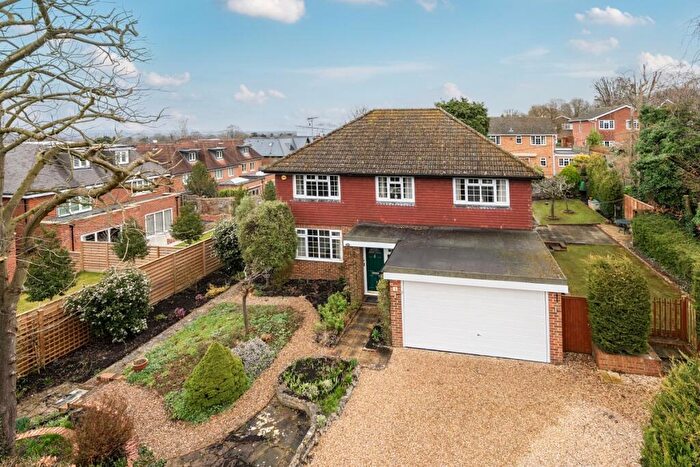 4 Bedroom Detached House To Rent In St. Omer Ridge Guildford, GU1