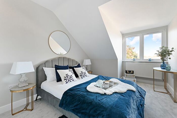 4 Bedroom Terraced House For Sale In Rowan Road, Streatham, SW16