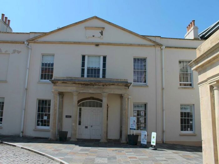 1 Bedroom Flat To Rent In Dr Foxs, Knightstone Causeway, Weston-super-Mare, BS23