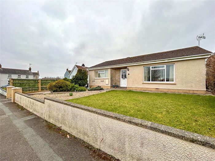 3 Bedroom Bungalow For Sale In Castle Pill Crescent, Steynton, Milford Haven, Pembrokeshire, SA73