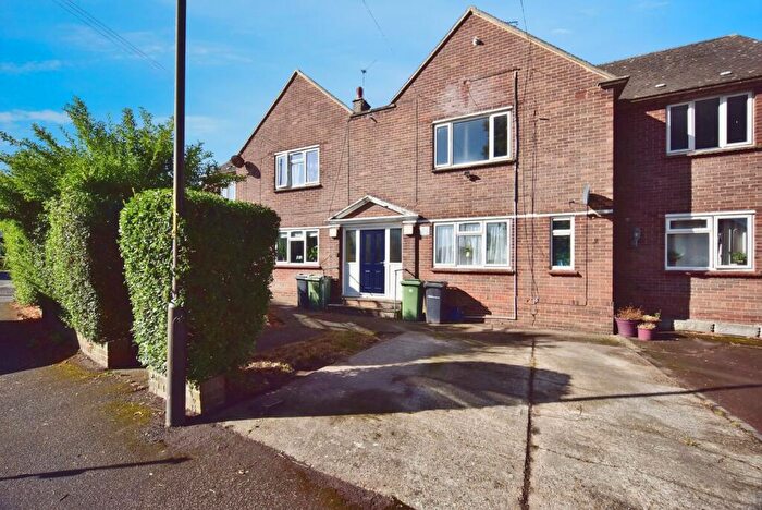2 Bedroom Maisonette For Sale In Burston Road, Coxheath, Maidstone, ME17