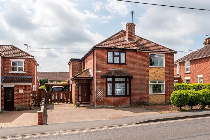 3 Bedroom Semi-Detached House For Sale In Upper Northam Road, Hedge End, SO30