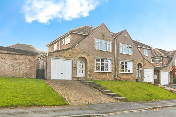 3 Bedroom Semi Detached House For Sale In Deanwood Crescent, Allerton, Bradford, BD15