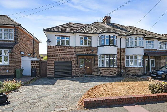 4 Bedroom Semi Detached House For Sale In Hayes Lane, Hayes, BR2