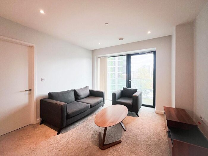 2 Bedroom Apartment To Rent In Bury Street, Manchester, Greater Manchester, M3
