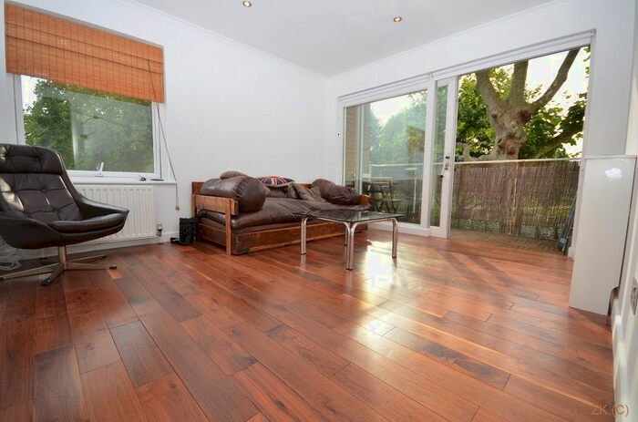 1 Bedroom Flat To Rent In Alscot Road, London, SE1