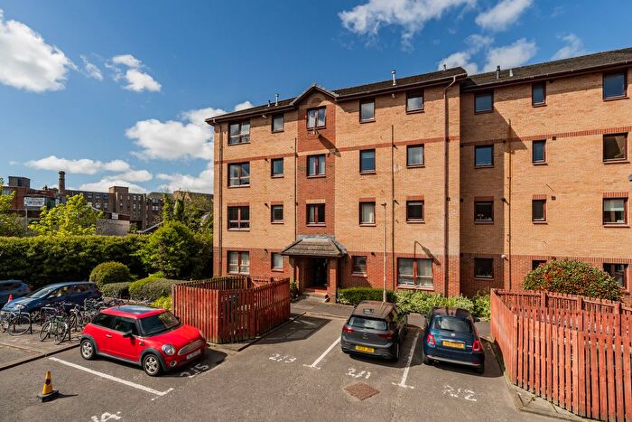 1 Bedroom Flat For Sale In / Harrismith Place, Edinburgh, EH7