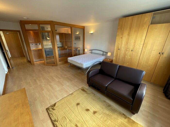 1 Bedroom Apartment To Rent In Madison Apartments, M16