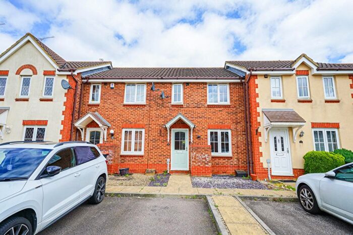 2 Bedroom Terraced House For Sale In Middleton Way, Leighton Buzzard, LU7