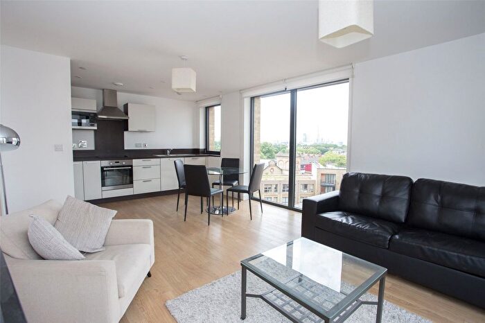 1 Bedroom Flat For Sale In Surrey Quays Road, London, Greater London, SE16