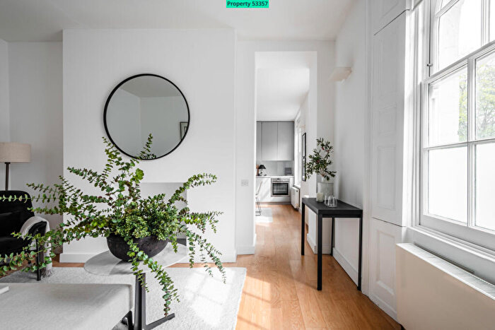 2 Bedroom Flat For Sale In - Myddelton Square, London, EC1R