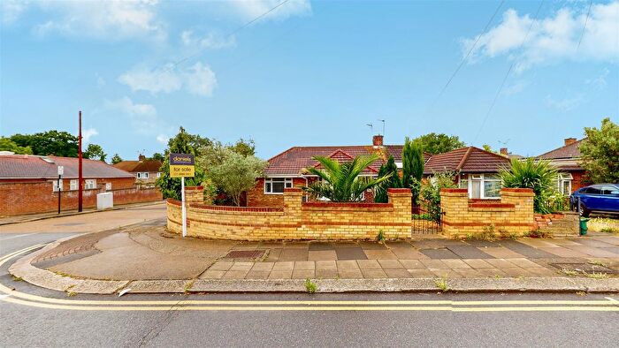4 Bedroom Semi Detached Bungalow For Sale In Chaplin Road, Wembley, Middlesex, HA0