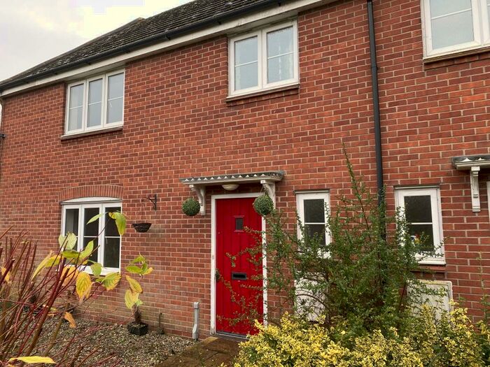 3 Bedroom House To Rent In Biddlesden Road, Yeovil, BA21